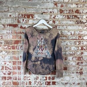 Def Leppard Long sleeve bleach dye size Medium